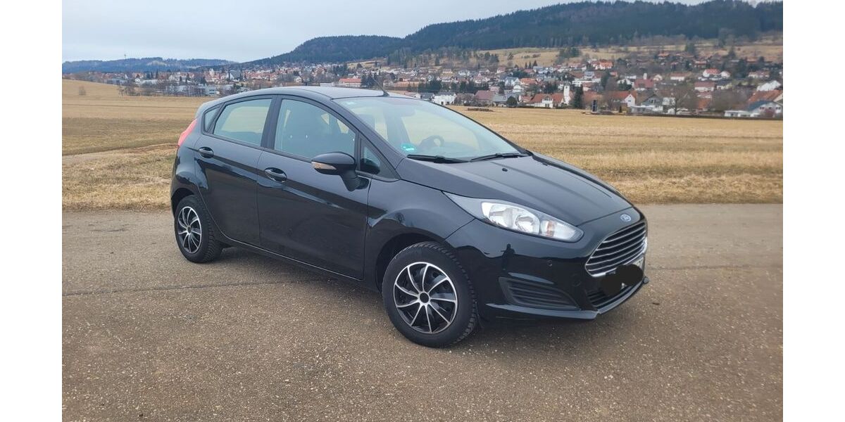 Ford Fiesta 144.500 km 5.000 &euro; Deilingen 78586