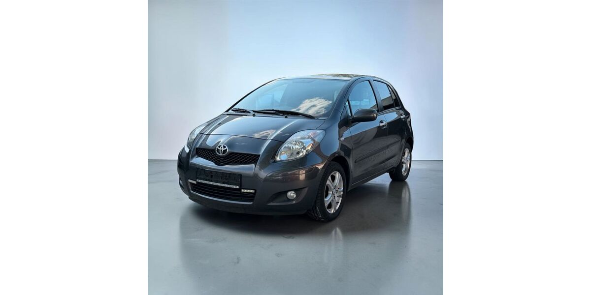 Toyota Yaris 125.600 km 5.600 &euro; Augsburg 86169