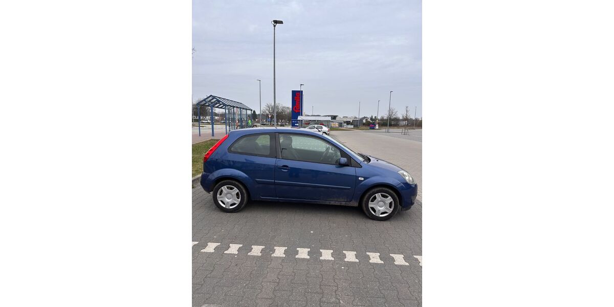 Ford Fiesta 175.000 km 1.500 &euro; Hamfelde 22929