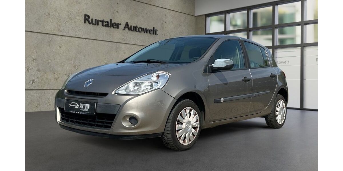 Renault Clio 230.000 km 2.499 &euro; Jülich 52428