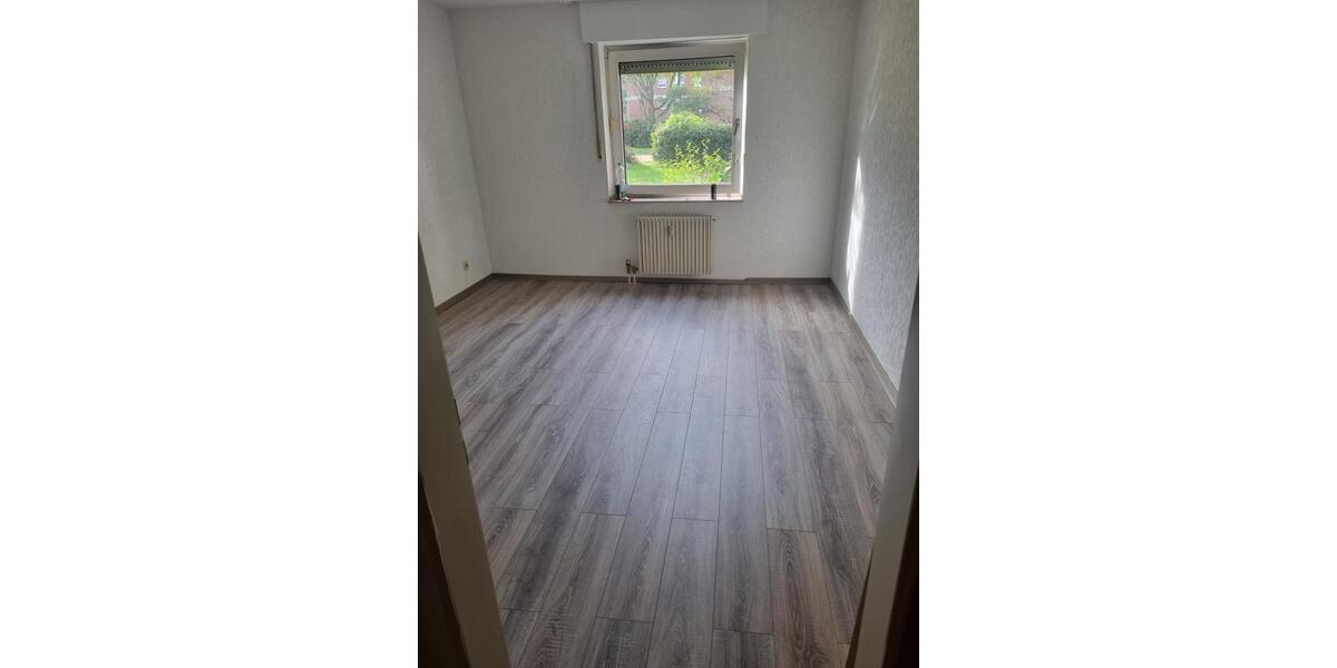 Erdgeschoßwohnung Duisburg Huckingen - 2 Zimmer, 66 m&sup2;, 139.000&euro; | Angebot:24473949
