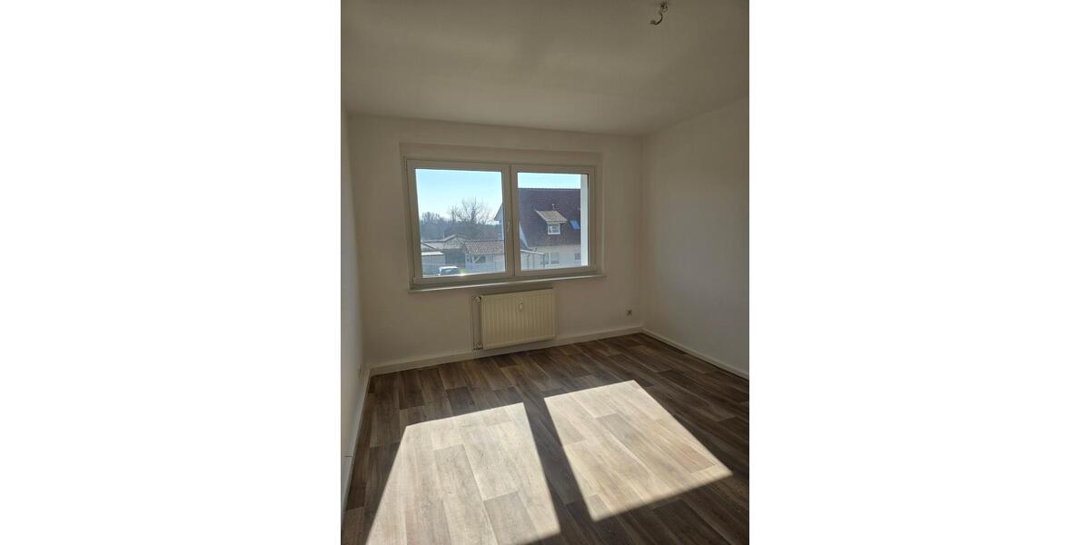 Etagenwohnung Kalbe (Milde) - 2 Zimmer, 48 m&sup2;, 245&euro; | Angebot:25842705