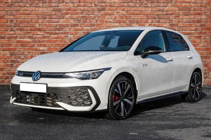 VW Golf 11.000 km 35.900 &euro; Tülau 38474