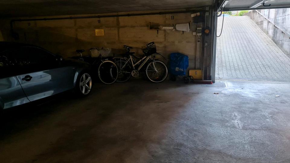 Garagen / Stellplätze Düsseldorf Stadtbezirk 8 - 85&euro; | Angebot:25982741