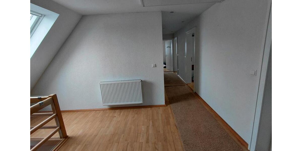 Einfamilienhaus Bischofswerda - 7 Zimmer, 200 m&sup2;, 490.000&euro; | Angebot:24441198