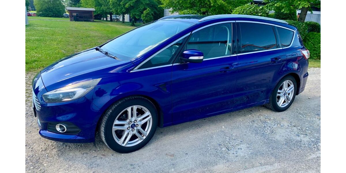 Ford S-Max 182.000 km 10.499 &euro; Kaufbeuren 87600