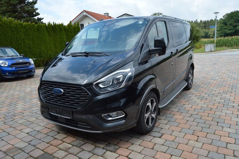Ford Tourneo Custom 61.000 km 36.990 € Regen 94209