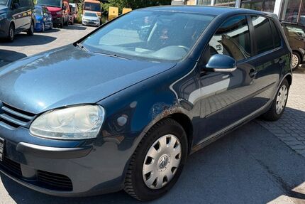 VW Golf 250.000 km 790 € GELTENDORF 82269