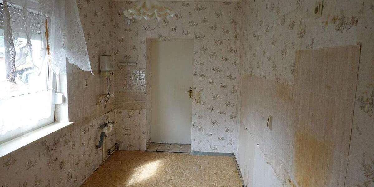 Mehrfamilienhaus, Wohnhaus Neißemünde Coschen - 8 Zimmer, 185 m&sup2;, 180.000&euro; | Angebot:25783185