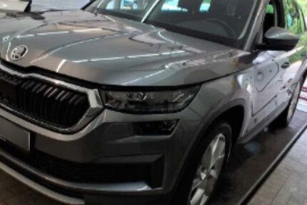 Skoda Kodiaq 76.970 km 27.490 &euro; Saarbrücken 66130