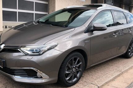 Toyota Auris 124.673 km 13.750 &euro; Wadgassen 66787