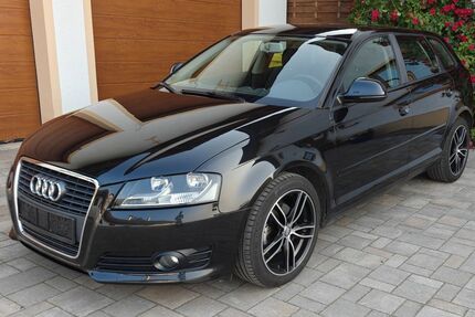 Audi A3 293.573 km 5.333 € Unterneukirchen 84579