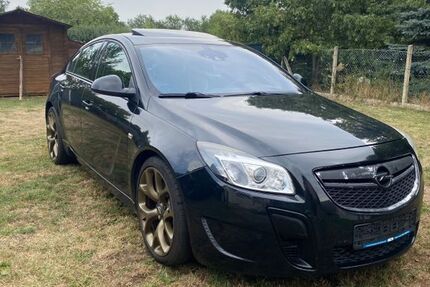Opel Insignia 166.000 km 6.300 &euro; Gräfenhainichen 06773