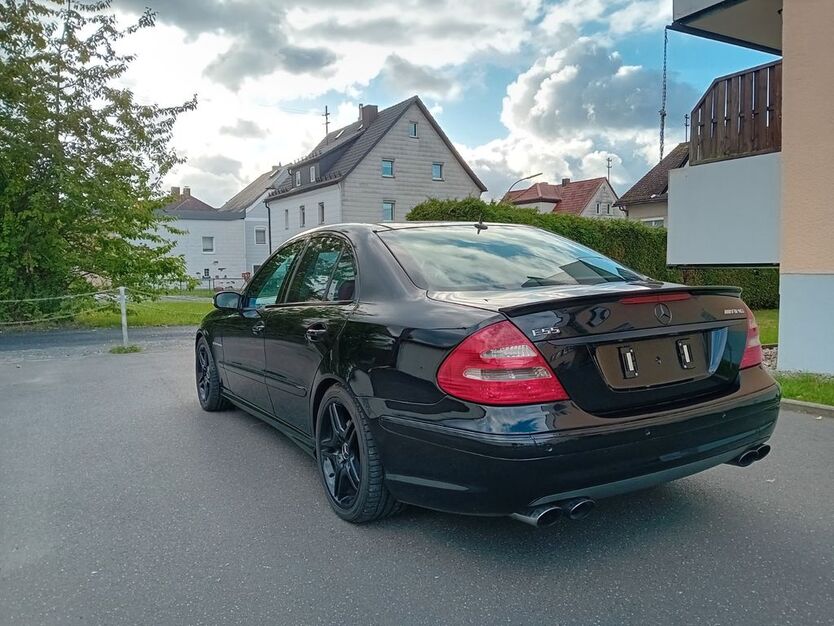 Mercedes-Benz E 55 AMG 236.095 km 15.000 € Konnersreuth 95692