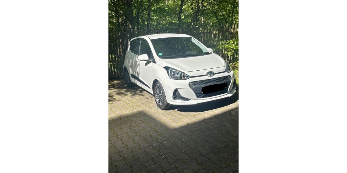 Hyundai i10 52.401 km 10.700 &euro; Nürnberg 90451