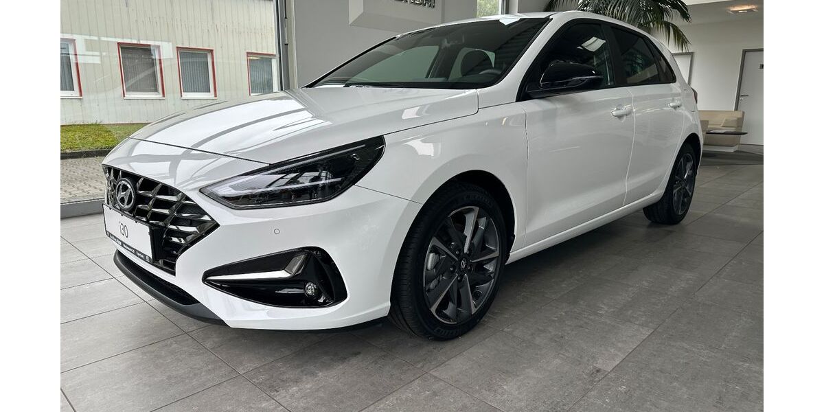 Hyundai i30 1.450 km 24.925 &euro; Papenburg 26871