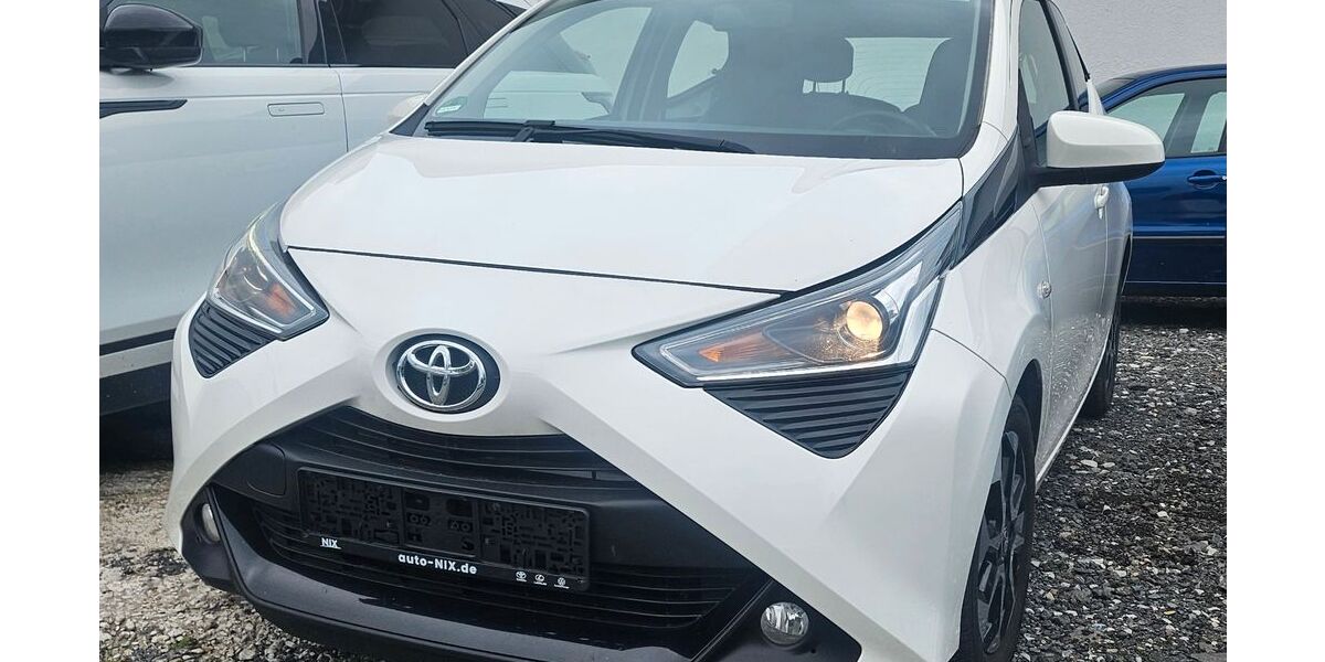 Toyota Aygo (X) 100.303 km 7.400 &euro; Spenge 32139