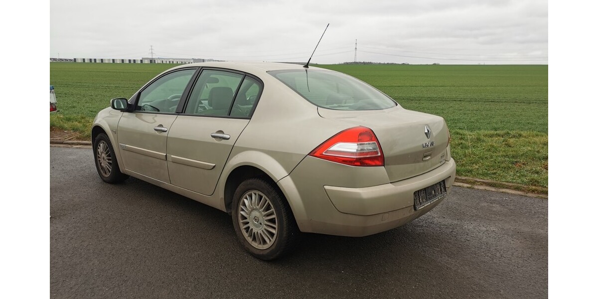 Renault Megane 116.433 km 3.000 &euro; Erfurt 99084