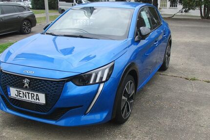 Peugeot 208 57.050 km 15.990 € Porstendorf/Jena 07778