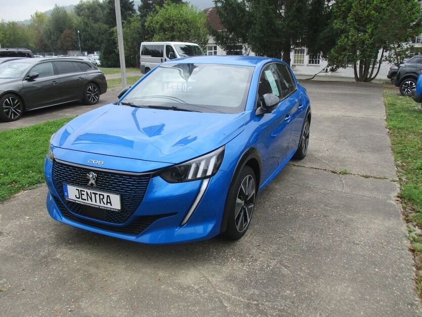 Peugeot 208 57.050 km 15.990 € Porstendorf/Jena 07778