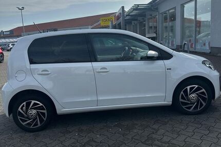 VW up! 70.000 km 8.490 &euro; Söhlde 31185