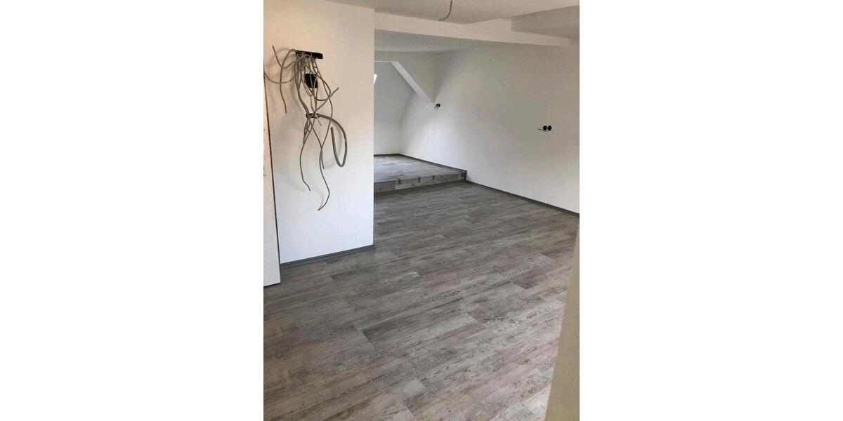 Dachgeschoßwohnung Albstadt - 2 Zimmer, 55 m&sup2;, 500&euro; | Angebot:26253111