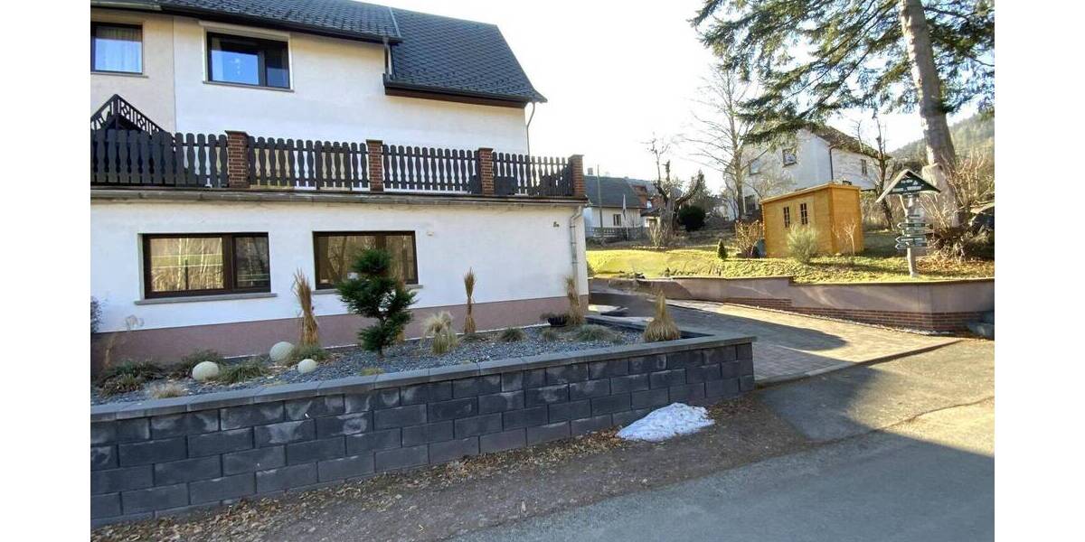 Doppelhaushälfte Sitzendorf - 6 Zimmer, 150 m&sup2;, 199.000&euro; | Angebot:25670809