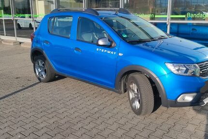 Dacia Sandero 32.500 km 9.500 &euro; Mönchengladbach 41238