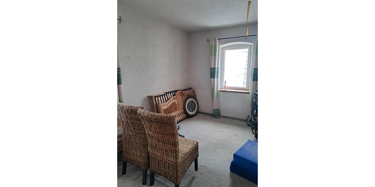Mehrfamilienhaus, Wohnhaus Schirnding - 9 Zimmer, 200 m&sup2;, 69.000&euro; | Angebot:26234147