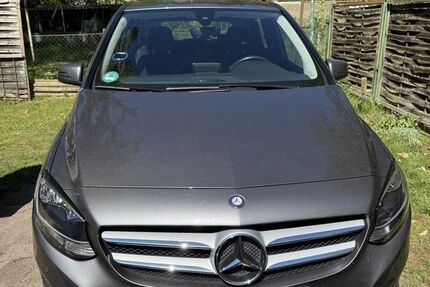 Mercedes B 180