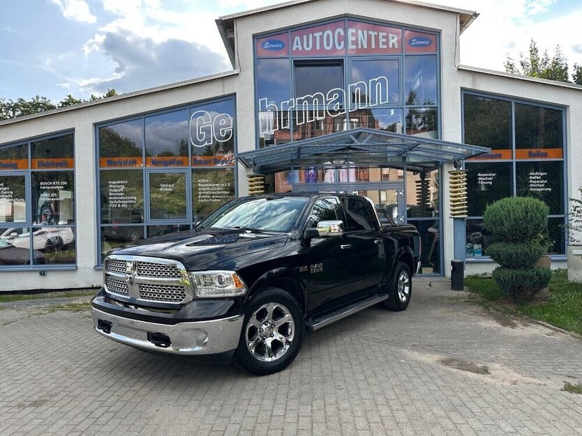 RAM 1500 5,7 4+4 Laramie