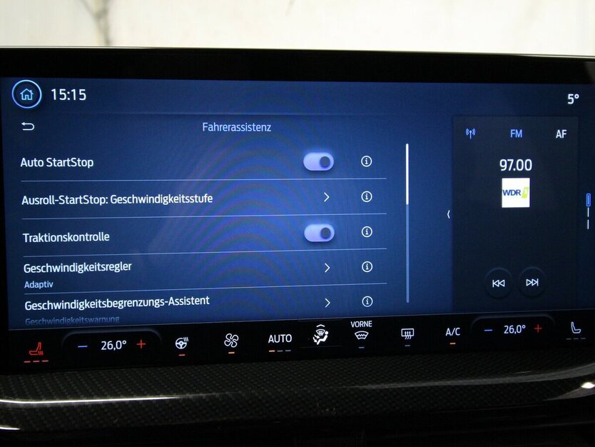 Ford Focus Turnier Mild-Hybrid ST-Line LED+NAVI+ACC 11.904 km 22.500 € Hagenow 19230