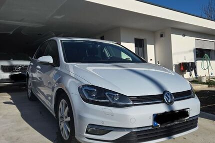 VW Golf 101.000 km 15.500 &euro; Hohenroth 97618