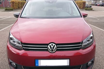 VW Touran 176.852 km 7.000 € Stuttgart 70376