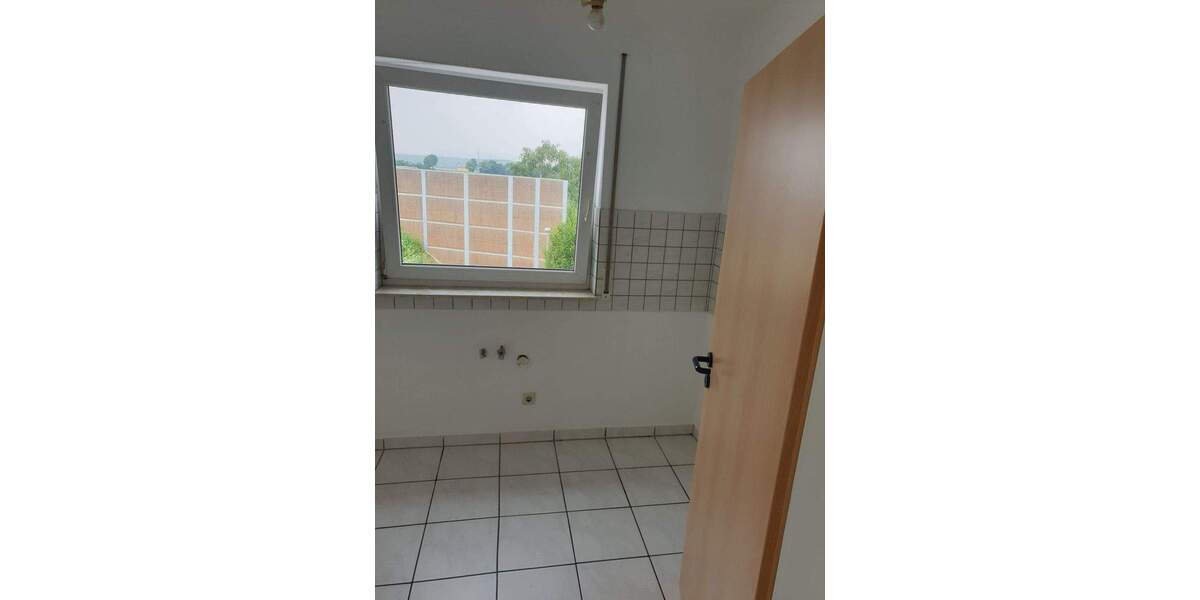 Etagenwohnung Weißenthurm - 4 Zimmer, 96 m&sup2;, 765&euro; | Angebot:24647845