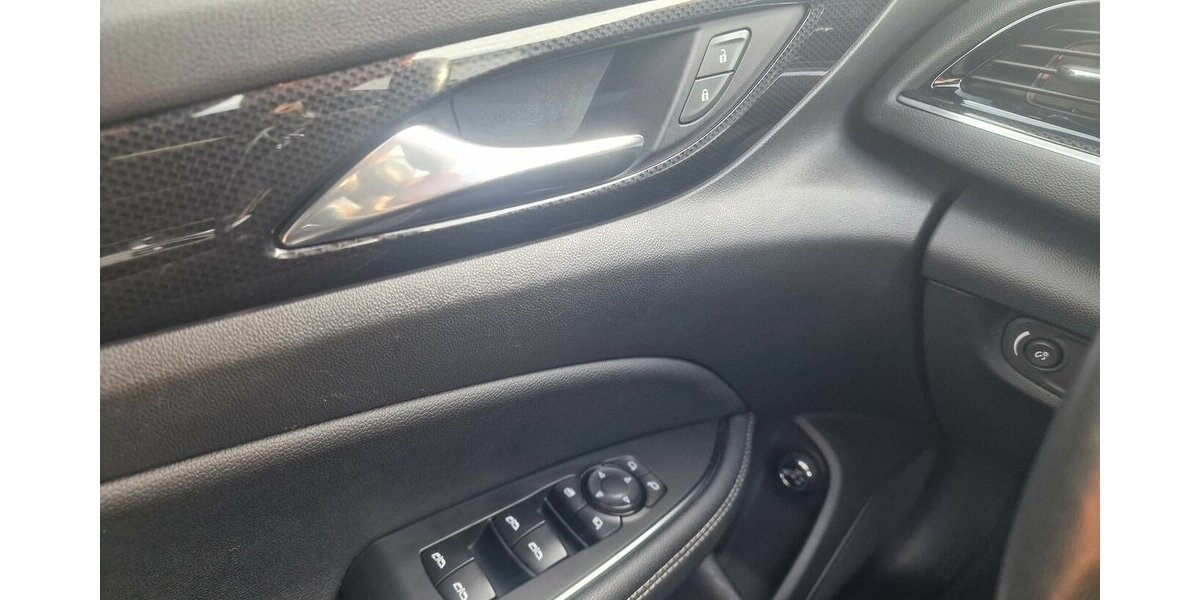 Opel Insignia 1.5 D Elegance Klimautomatik NAVI 130.000 km 14.399 &euro; Landau 76829