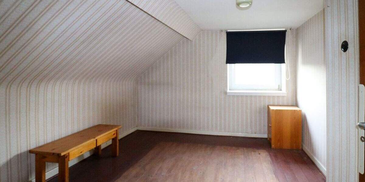 Reihenendhaus Grevenbroich Noithausen - 5 Zimmer, 146 m&sup2;, 375.000&euro; | Angebot:24596883