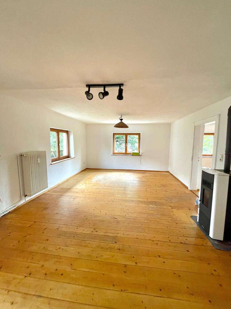 Wohnung zum Mieten in Kollnburg 598 € 97 m²