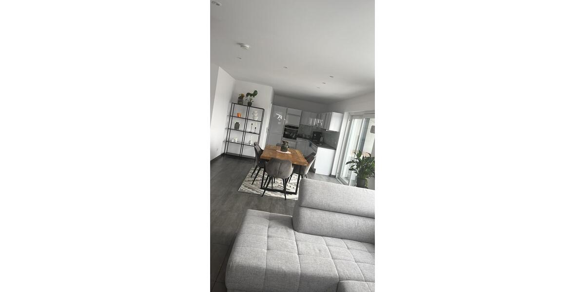 Dachgeschoßwohnung Velpke - 3 Zimmer, 100 m&sup2;, 1.150&euro; | Angebot:25391456