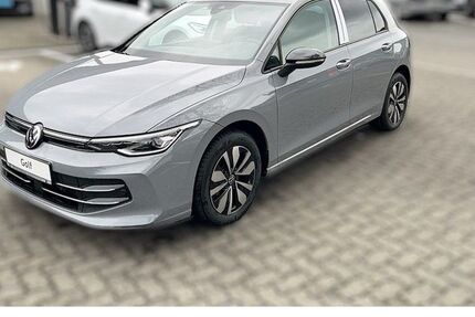 VW Golf 2.700 km 30.780 &euro; Siegen 57074