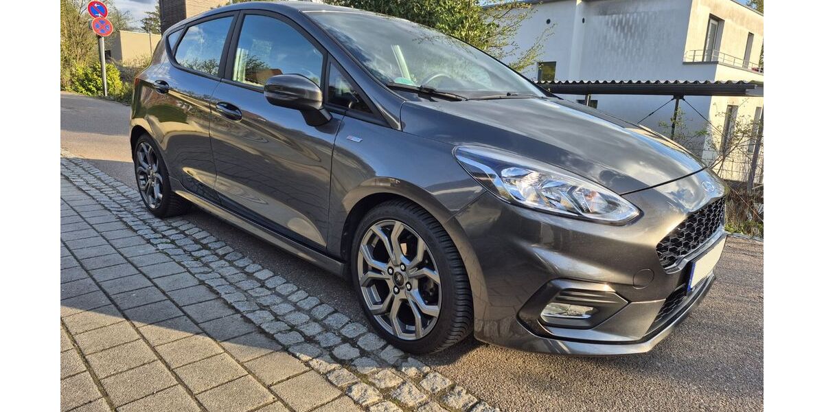 Ford Fiesta 50.000 km 13.900 &euro; Schwäbisch Gmünd 73525