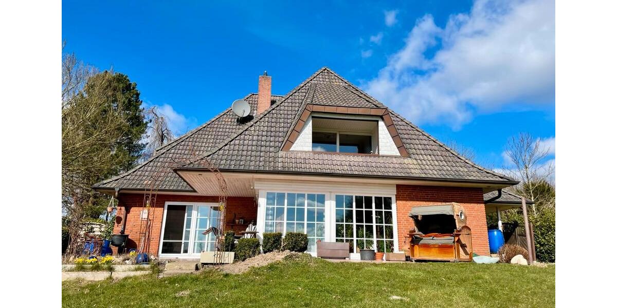 Einfamilienhaus Struxdorf - 9 Zimmer, 257 m&sup2;, 890.000&euro; | Angebot:27153455