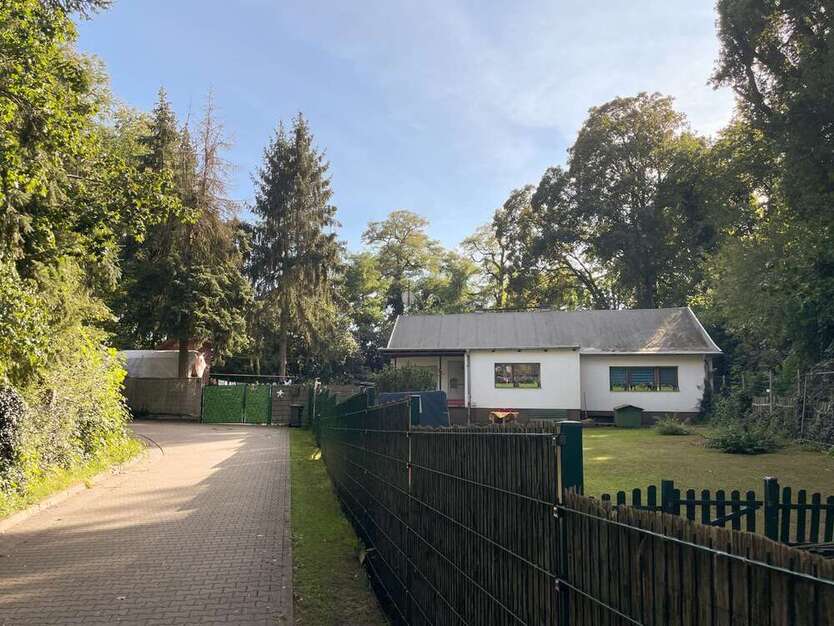 Grundstück zu verkaufen in Friesack 185.000 € 867 m²