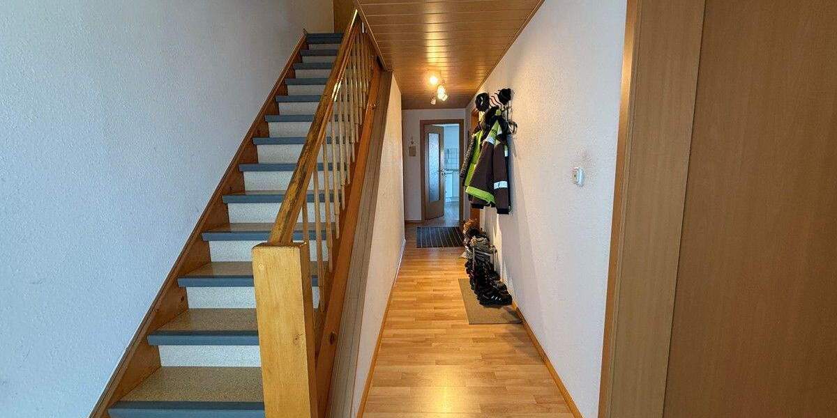 ***So viele Optionen! - Wohnhaus mit 3 bis 4 Einheiten, Garagen-Werkstattbereich, u. v. mehr ...*** 1 zimmer