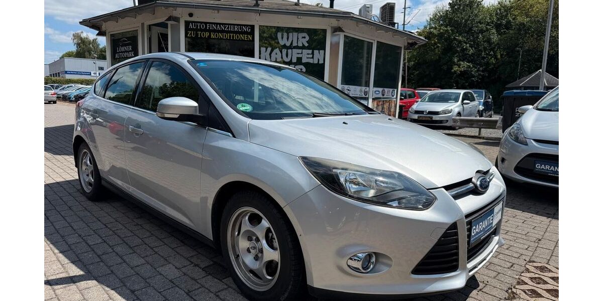 Ford Focus 128.415 km 4.980 &euro; Löhne 32584