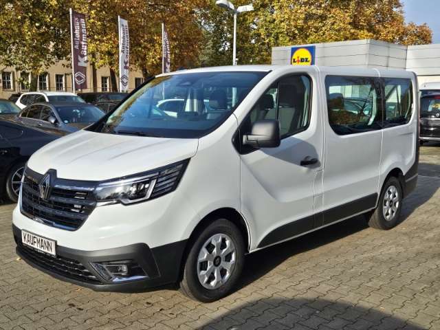 Renault Trafic 9.500 km 32.890 &euro; Berlin - Steglitz 12247