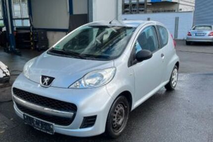 Peugeot 107 187.338 km 2.250 € Dinslaken 46535