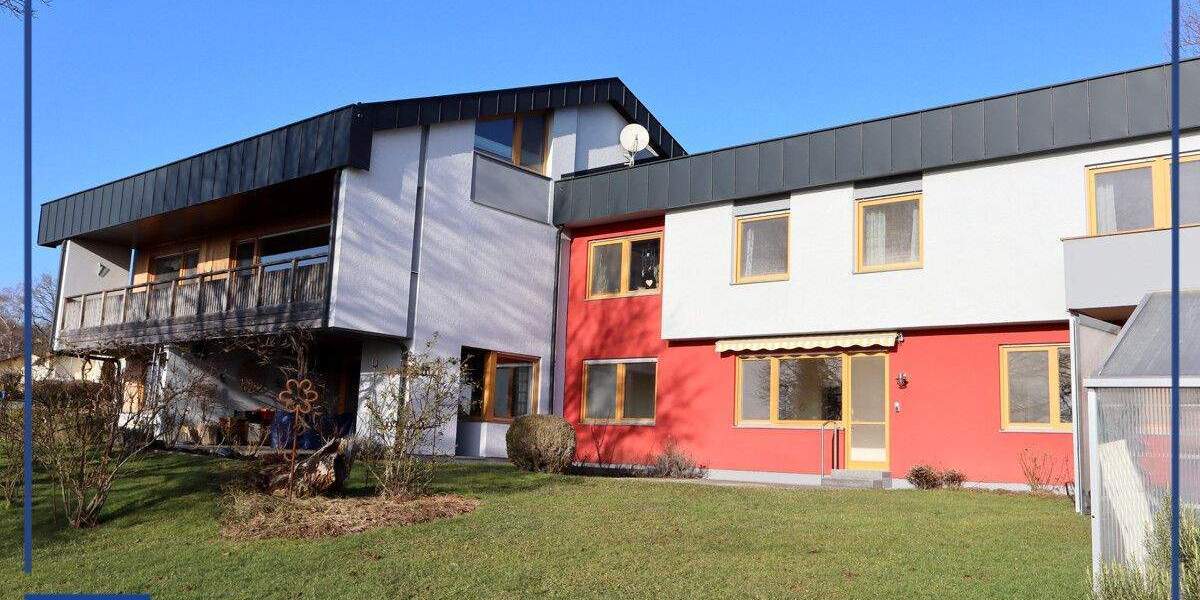 Hier können Sie Wohnen und Arbeiten: EFH inkl. ELW in super Zustand für die Großfamilie! 1 zimmer