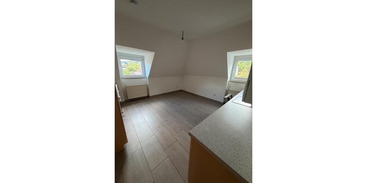 Dachgeschoßwohnung Hagen Hagen-Mitte - 2 Zimmer, 39 m&sup2;, 450&euro; | Angebot:26671695