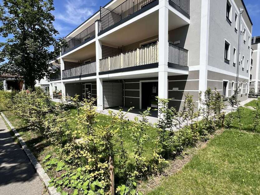 Wohnung zum Kaufen in Prien am Chiemsee 949.000 € 121.84 m²